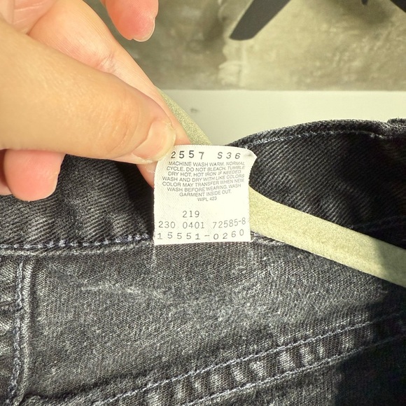 VINTAGE LEVI’S 550 BLACK JEANS 2001 Size 8 MIS M 100% Cotton Tapered Leg Y2K 90s - Picture 4 of 12